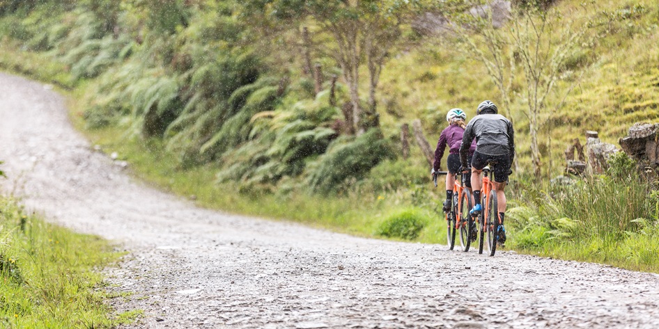 2017 Fall – Hours, Riding, and Sales.
